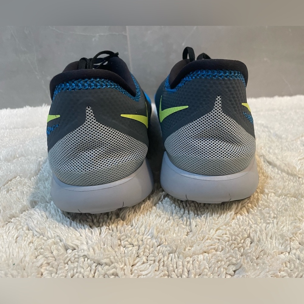 Nike Blue and Gray Running Shoes - Picture 4 of 6